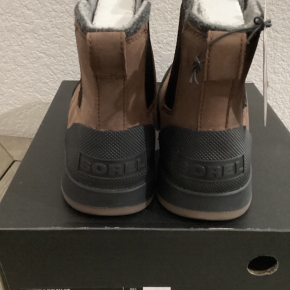 Sorel Brown and Black Men's Boots - Picture 10 of 12
